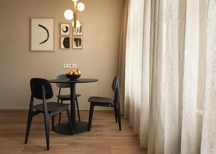 Hotel Townhouse & 4*