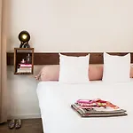 Townhouse & 4* 마스트리흐트