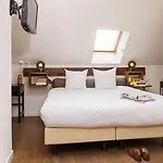 호텔 Townhouse & 4*