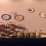 מלון Townhouse &