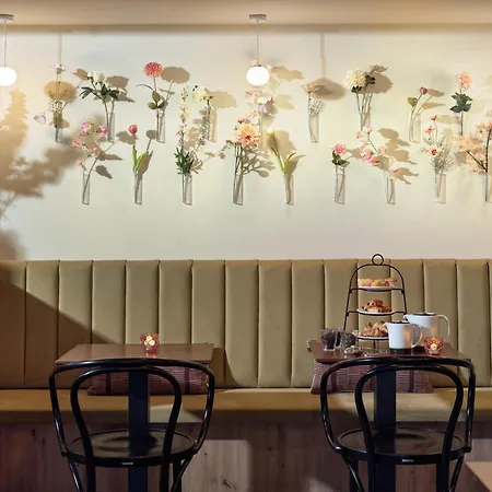 Townhouse Hotel Maastricht & Spa Hotel 4*