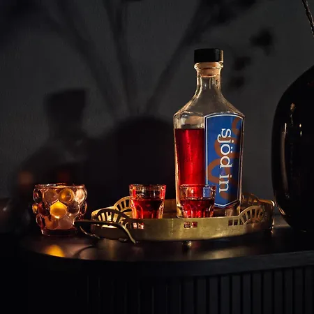 Townhouse & Hotel 4*