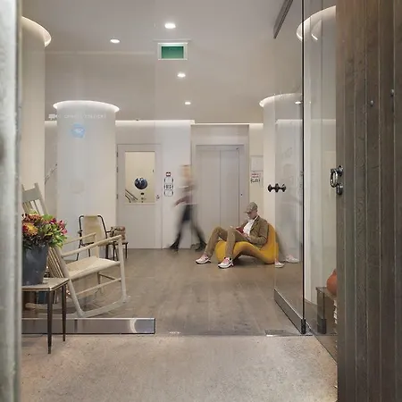 Townhouse & 4* Maastricht