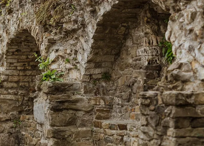 فندق Townhouse &