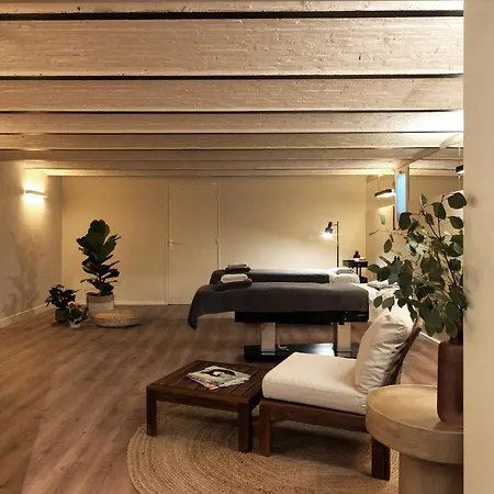 Townhouse & Μάαστριχτ