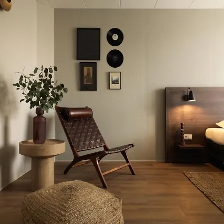 Townhouse & Μάαστριχτ