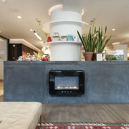 Townhouse & 4* Maastricht