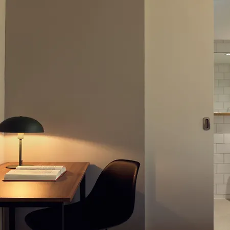 Townhouse & Hotel 4*